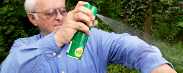 Applying DEET repellent to repel mosquitoes. Credit: CDC/James Gathany.